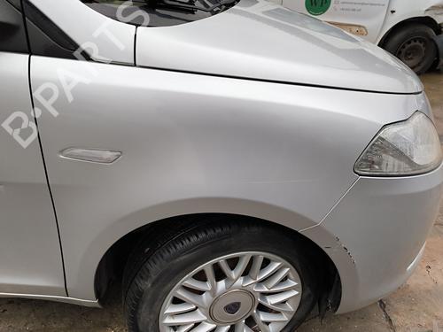 Forskærm Højre LANCIA YPSILON (312_) 1.2 (312.PXA1A, 312.YXA1A) (69 hp) 32725861