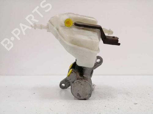 Used Brake master cylinder Brake master cylinder PEUGEOT 308 SW II (LC_, LJ_, LR_, LX_, L4_) 1.2 THP 130 (131 hp) 8233249 8233249