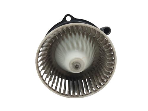 Used Heater blower motor TOYOTA LAND CRUISER (_J7_, _JL7_) 2.4 TD (LJ70_, LJ73_, LJ70RV) (86 hp) 18531224