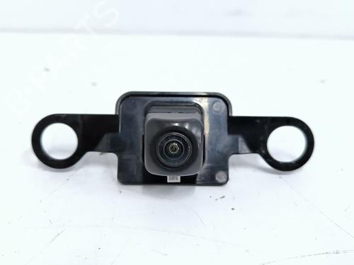 camera-toyota-corolla-saloon-_e21_-2019-32439975 main image