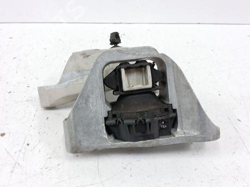 Motorophæng Motorophæng NISSAN QASHQAI II (J11, J11_) 1.3 DIG-T (140 hp) 34477051 34477051