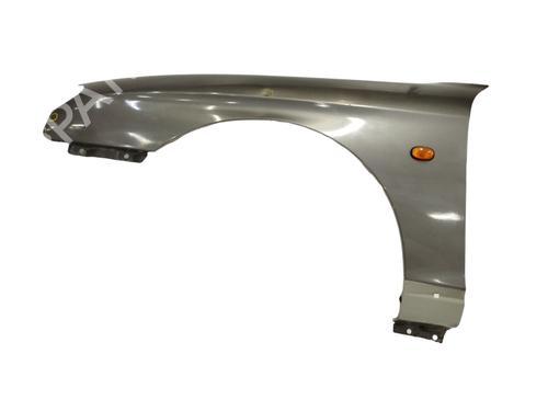 Forskærm venstre HYUNDAI SONATA IV (EF) 2.5 V6 24V (160 hp) 18641673