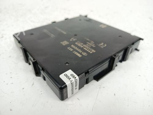 Electronic module TOYOTA COROLLA Saloon (_E21_) 1.8 VVTi Hybrid (ZWE211, MZEA12) | BP33434777M83 - Image 4