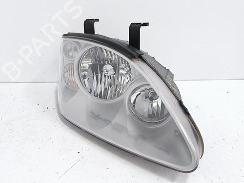 Used Right headlight Right headlight SSANGYONG RODIUS I 2.7 Xdi (163 hp) 34579023 34579023