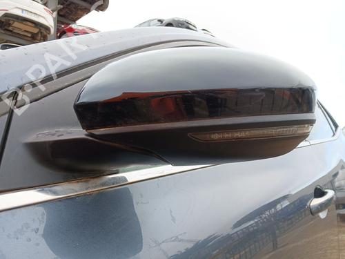 left-mirror-renault-megane-iv-hatchback-b9amn_-2015-31850876 main image