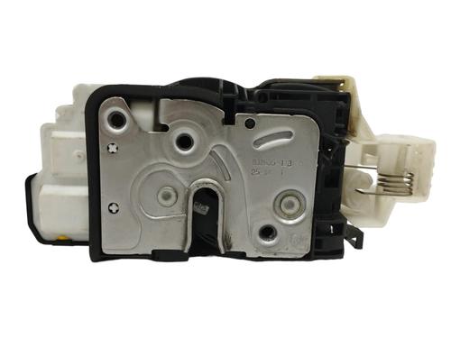 Used Front right lock VOLVO V40 Hatchback (525) [2012-2019]  13937141