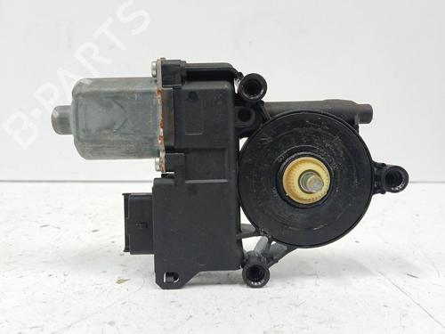 Right rear window motor CITROËN C5 III (RD_) 2.7 HDi (RDUHZJ) | BP29743408E22
