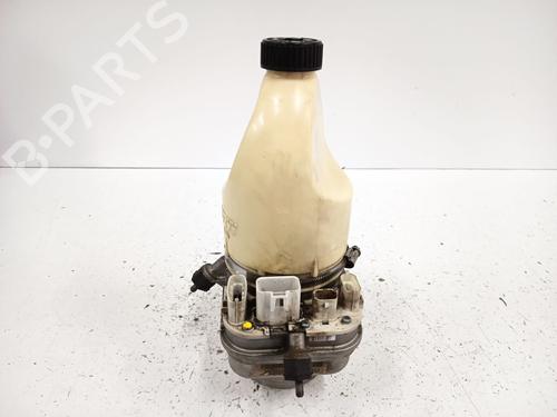 Used Steering pump Steering pump OPEL VECTRA C GTS (Z02) 1.9 CDTI (F68) (150 hp) 35789059 35789059