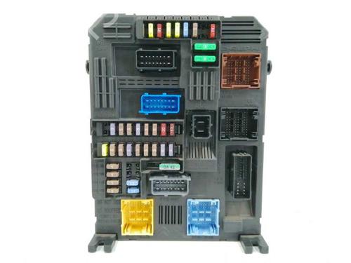Fuse box CITROËN C4 Picasso II 1.6 BlueHDi 120 | BP9121332E1 