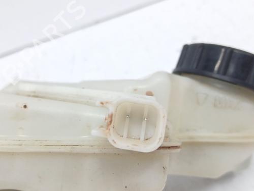 Brake master cylinder VOLVO V40 Hatchback (525) D2 | BP29029717M77