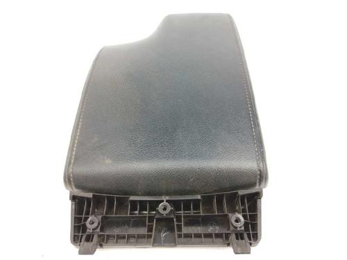 Armrest / Center console TOYOTA HILUX VIII Pickup (_N1_) 2.4 D 4WD (GUN125_, GUN125R) | BP12441780I20 