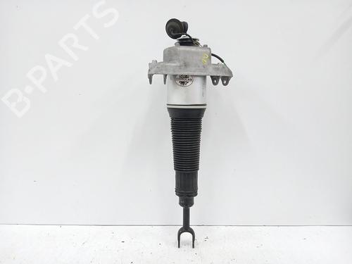 Høyre foran støtdemper Høyre foran støtdemper AUDI A8 D3 (4E2, 4E8) 3.7 quattro (280 hp) 34006374 34006374