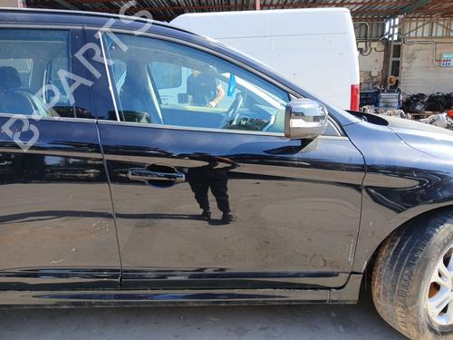 Puerta delantera derecha Puerta delantera derecha VOLVO XC60 I SUV (156) D3 (136 hp) 36860000 36860000