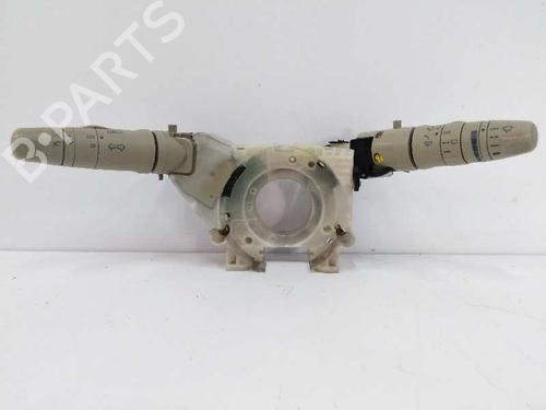Used Switch NISSAN MICRA III (K12) 1.2 16V (65 hp) 7865651