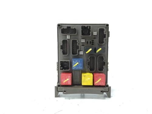 fuse-box-renault-laguna-ii-bg01_-22-dci-bg0f-8200148810-2001-2002-2003-2004-2005-2006-2007-12427852 main image
