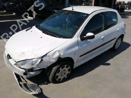 Fuse box PEUGEOT 206 Hatchback (2A/C) 1.4 HDi eco 70 | BP8410402E1 