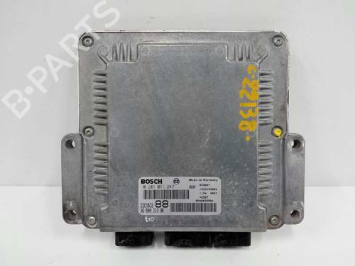 Used Engine control unit (ECU) FIAT SCUDO Bus (220_) 2.0 JTD 16V (109 hp) 4942522