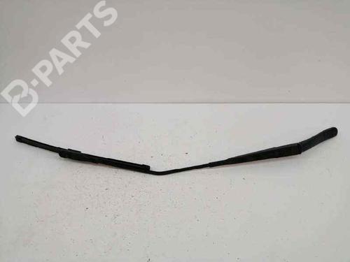 Used Front wipers mechanism Front wipers mechanism ALFA ROMEO MITO (955_) 1.3 MultiJet (955AXP1A, 955AYC1A) (95 hp) 8241947 8241947