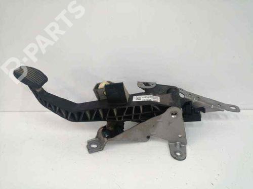 Used Clutch pedal Clutch pedal FORD FOCUS III 1.0 EcoBoost (125 hp) 8790251 8790251