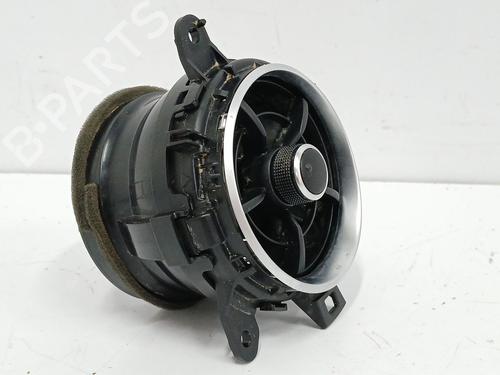 Air vent TOYOTA AURIS (_E18_) 1.2 (NRE185_, NRE185R) | BP29555789I21 