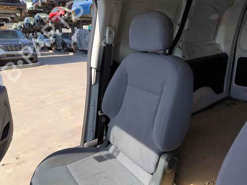 Right front seat PEUGEOT PARTNER Box Body/MPV 1.6 HDi / BlueHDi 75 | BP35785747C16 - Image 4