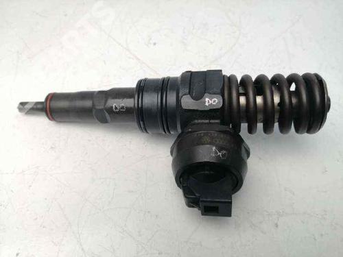 Injector VW PASSAT B5.5 (3B3) 1.9 TDI (130 hp) 8802031