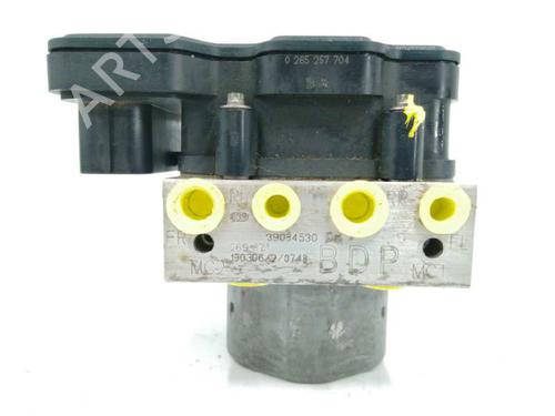Used ABS pump OPEL CORSA E (X15) [2014-2025]  8934724