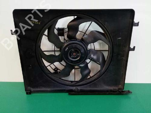 Used Radiator fan NISSAN PRIMERA Hatchback (P10) 2.0 16V (116 hp) 4250845