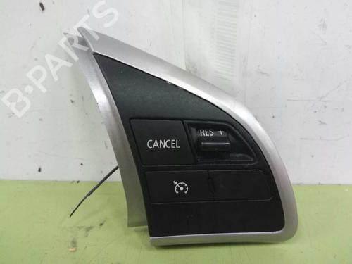 Steering wheel controls MITSUBISHI ASX (GA_W_) | BP2003635E15