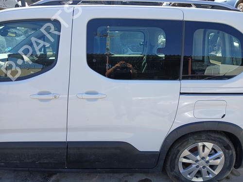 left-slide-door-peugeot-rifter-2018-33049905 main image