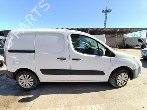Right headlight PEUGEOT PARTNER Box Body/MPV 1.6 HDi / BlueHDi 75 | BP34629861C29  - Image 11