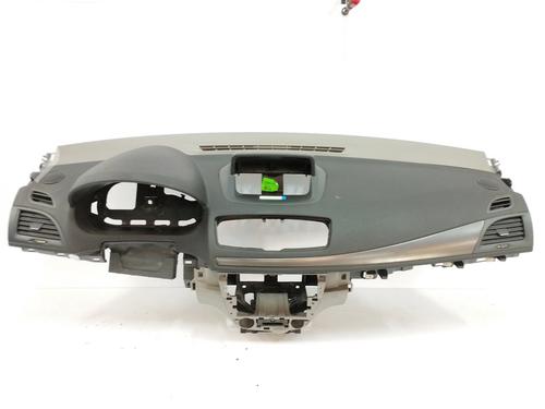 Used Dashboard Dashboard RENAULT MEGANE III Hatchback (BZ0/1_, B3_) 1.5 dCi (86 hp) 10778909 10778909
