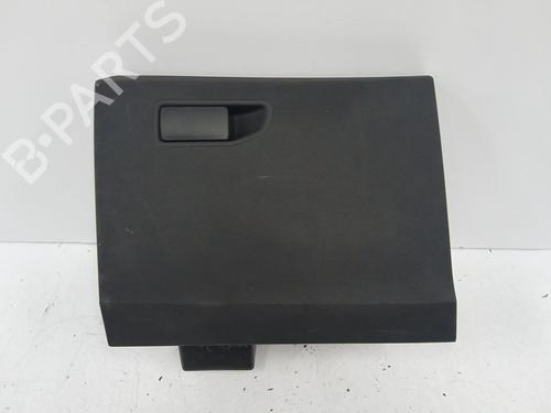 Used Glove box PEUGEOT 3008 II SUV (MC_, MR_, MJ_, M4_) Hybrid (224 hp) 29934559