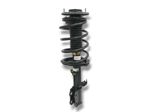 Used Right front shock absorber TOYOTA COROLLA (_E12_) 2.0 D-4D (CDE120R, CDE120L_) (116 hp) 27208649