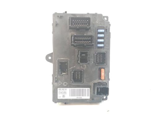 Used Fuse box PEUGEOT 407 (6D_) [2004-2011]  10520404