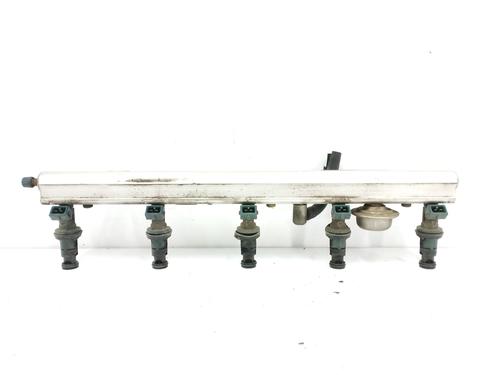 Used Injection rail VOLVO V70 I (875, 876) [1995-2000]  11605403