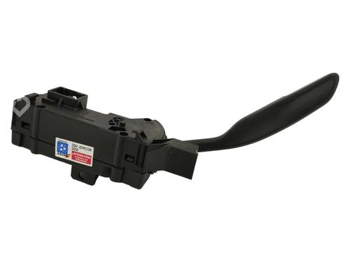 Gear lever CITROËN C4 Picasso II 1.2 THP 130 | BP16846940M90