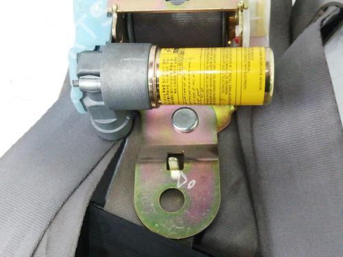 Front right seatbelt KIA SORENTO I (JC) 2.5 CRDi 4WD | BP12426637I25 