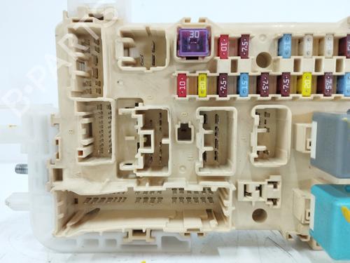 Fuse box TOYOTA COROLLA Verso (ZER_, ZZE12_, R1_) | BP11032663E1