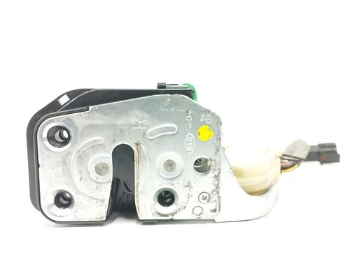 Used Front right lock KIA SORENTO I (JC) [2002-2011]  12426948