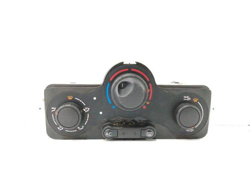 Airco bedieningspaneel RENAULT CLIO III (BR0/1, CR0/1) 1.5 dCi (BR17, CR17) (86 hp) 10629524