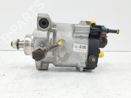 Used Injection pump SSANGYONG ACTYON I 200 Xdi 4WD (141 hp) 31013850