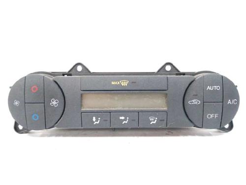 Used Climate control FORD FIESTA V (JH_, JD_) 1.4 16V (80 hp) 9395313
