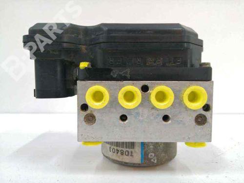 Used ABS pump NISSAN X-TRAIL II (T31) 2.0 dCi 4x4 (150 hp) 8205007