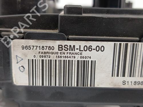 Fuse box CITROËN C5 II Break (RE_) 2.0 HDi (RERHRH) | BP35756577E1 - Image 4