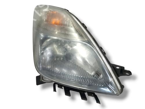 Used Right headlight TOYOTA PRIUS Liftback (_W2_) 1.5 Hybrid (NHW20_, NHW20R) (112 hp) 21085512
