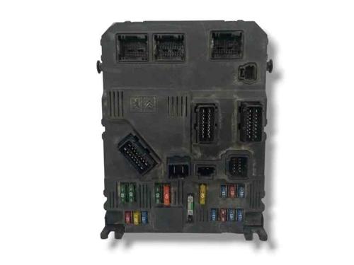 Fuse box PEUGEOT PARTNER Box Body/MPV (5_, G_) | BP23333386E1