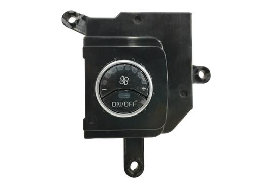 BP17670774I5 main image