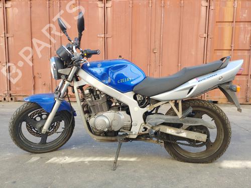 Used Parts SUZUKI MOTORCYCLES GS GS 500 E (WVBK) (45 hp) 4169324