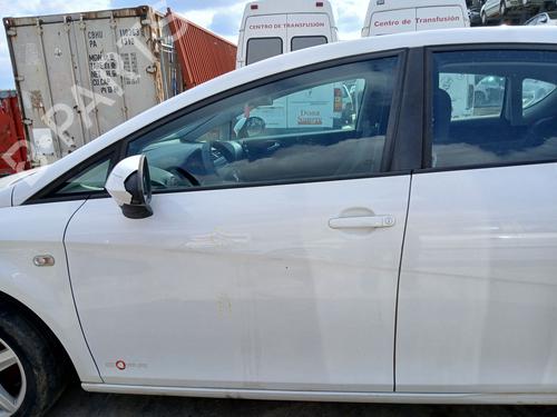 Used Left front door Left front door SEAT LEON (1P1) 1.6 TDI (105 hp) 33120577 33120577
